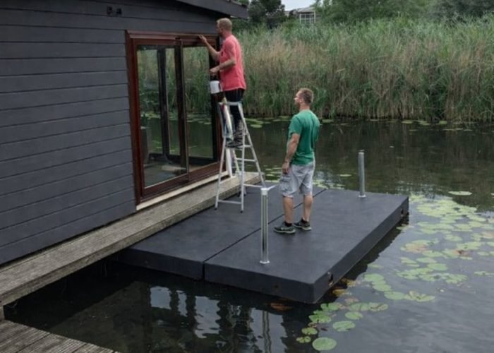 Industrial modular floating platform quikdok